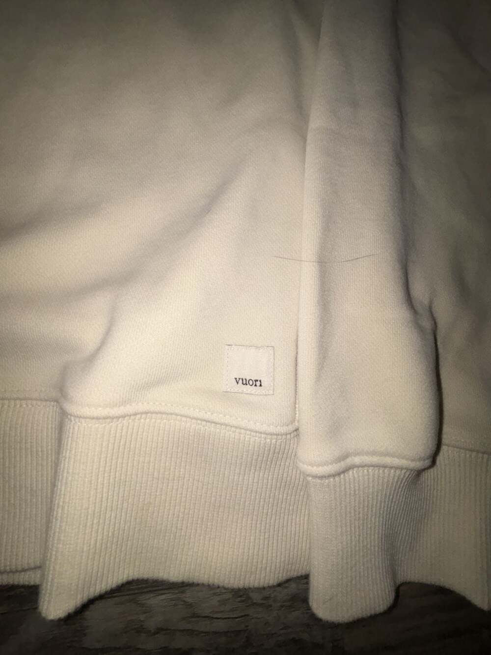 Vuori Crewneck Sweatshirt Size M Cream